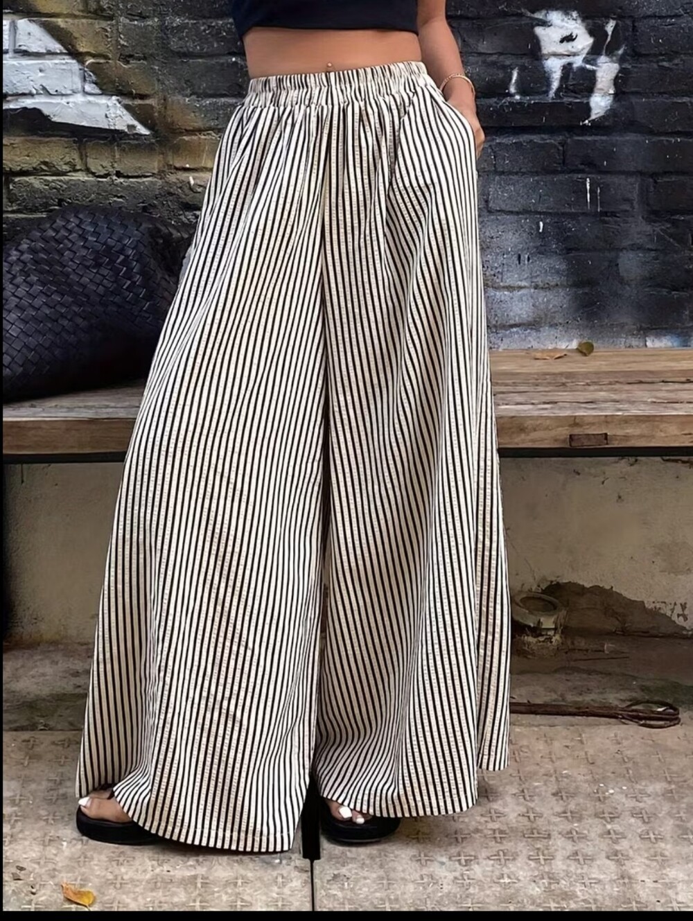 Casual Women'S Striped Wide-Leg Trousers Made Of, Featuring an Elastic Waistband - Picture 3 of 7